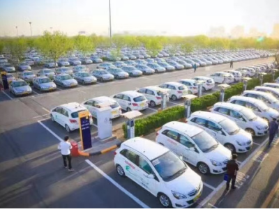 東方時(shí)尚報(bào)名需要什么？